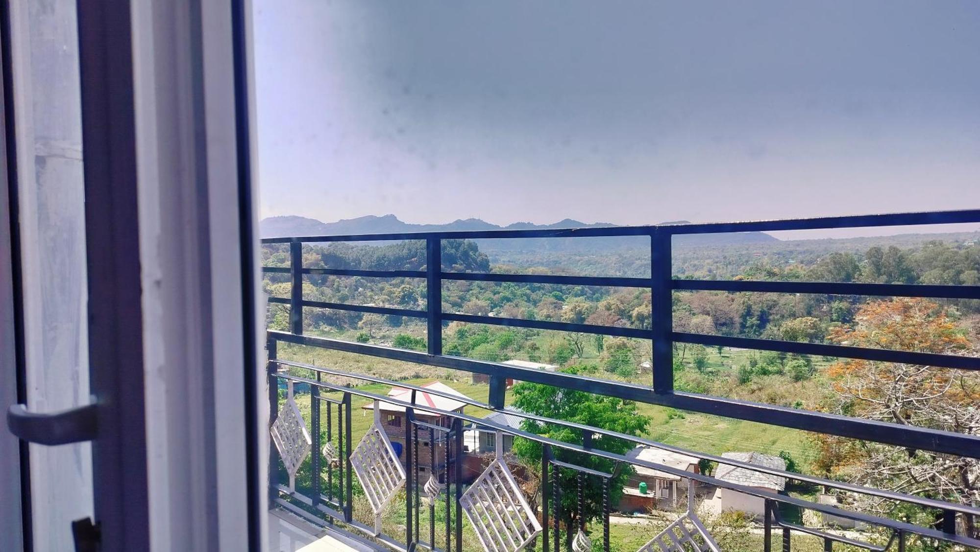 Hotel Binwa View Baijnāth Zewnętrze zdjęcie